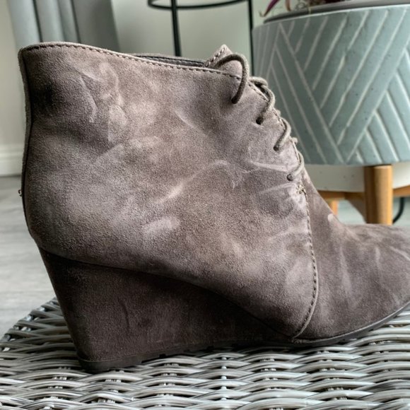 Clarks Suede Ankle Boots Dark Grey - Picture 3 of 6